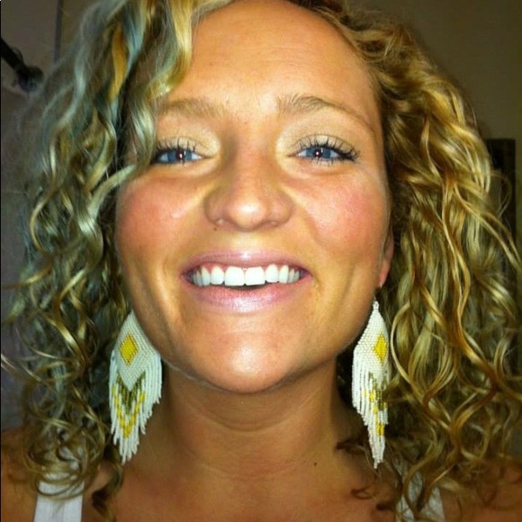 Meet your Posher, Courtney - Picture 1 of 1